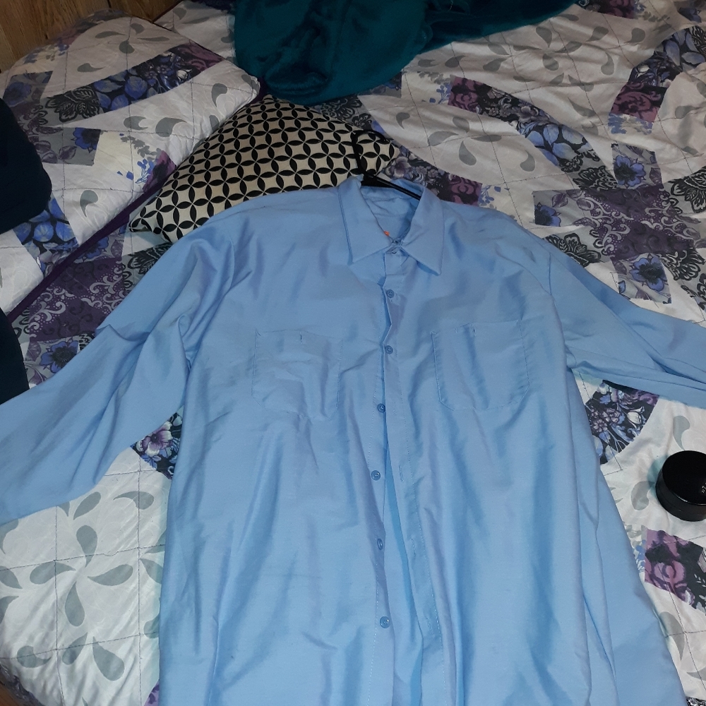 Uniforms - Picture 4 of 4